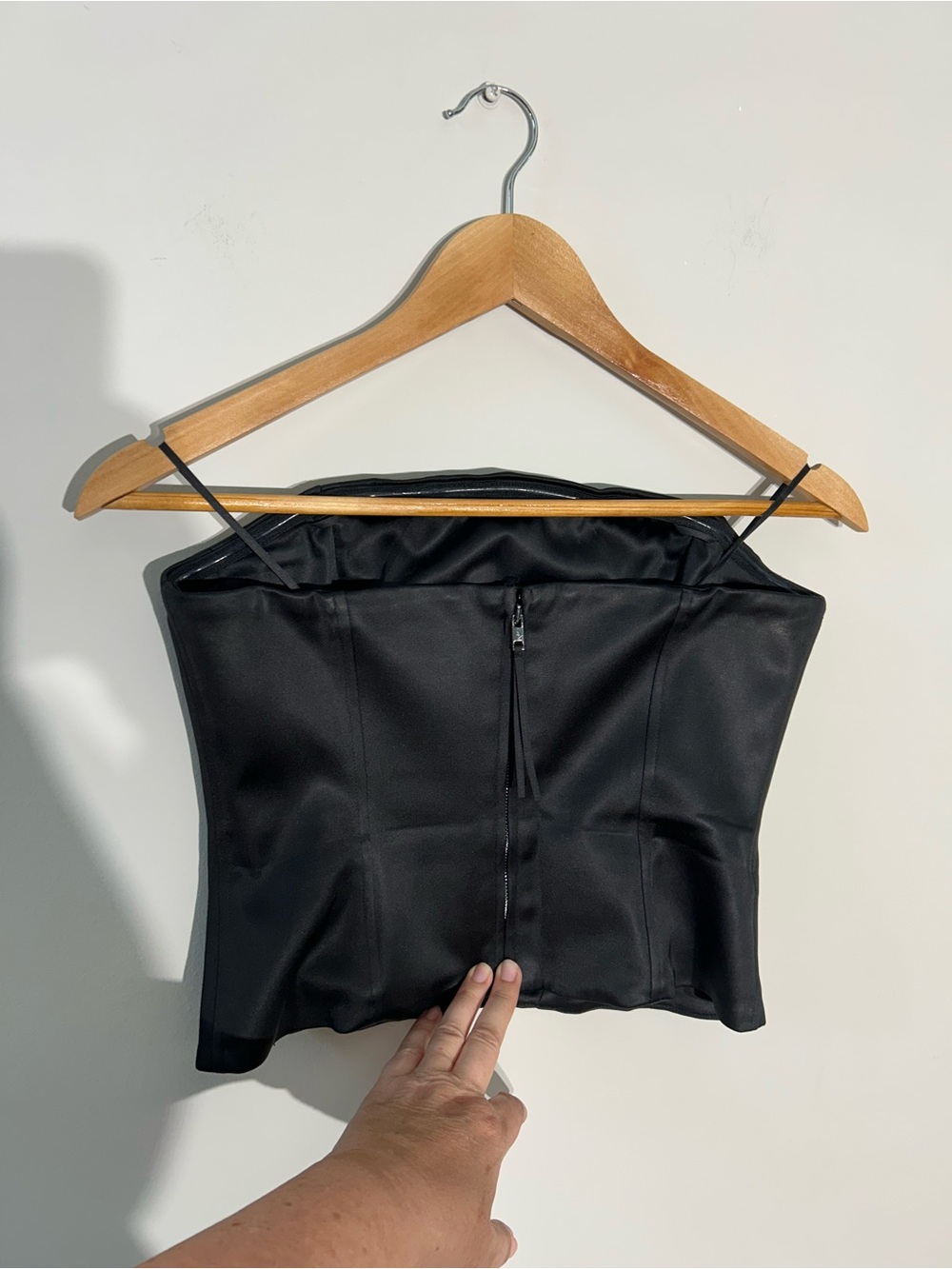 Aritzia TEN Black Satin Strapless Bustier - Picture 3 of 3